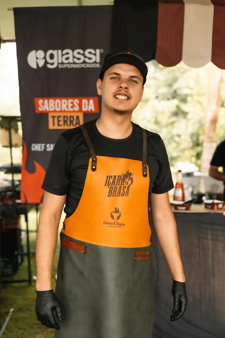 Samuel Michellon, assador do Içara em Brasa